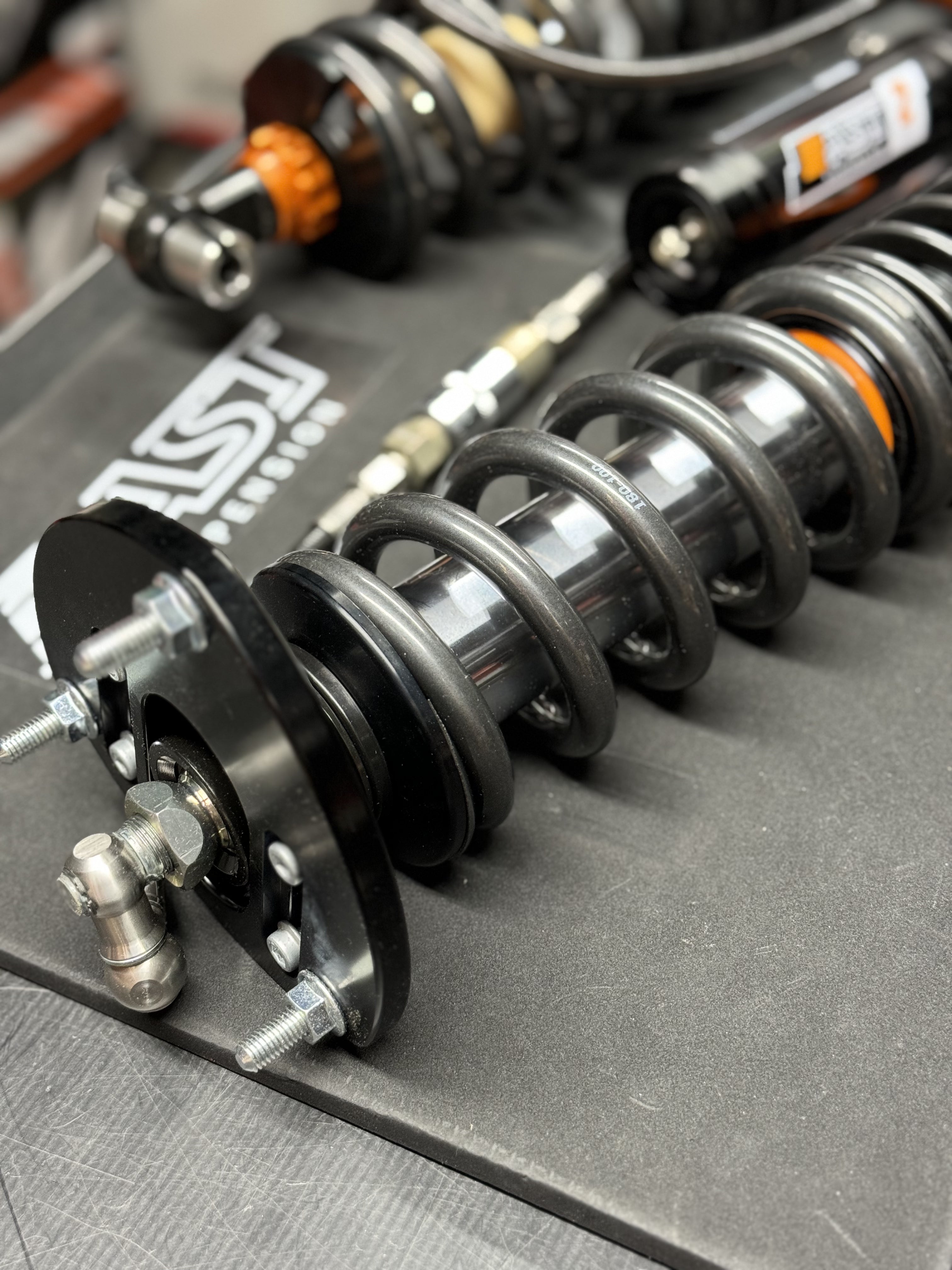 AST COIL-OVER KIT 5200 Series